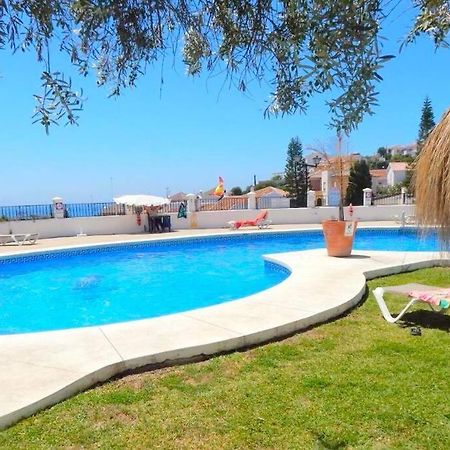 Beautiful 3 Bedroom Townhouse In Urb. Tropicana, Nerja Luaran gambar