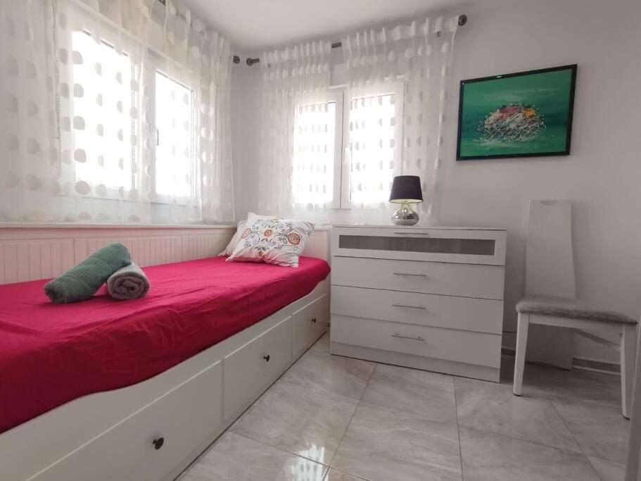 Beautiful 3 Bedroom Townhouse In Urb. Tropicana, Nerja Luaran gambar